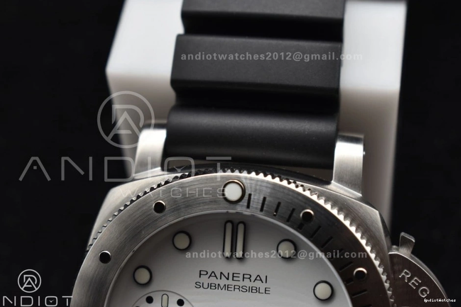 Black PAM2223 White Rubber 42mm on Strap Submersible Edition Best MoistureWicking Dial P 990 VSF 0506